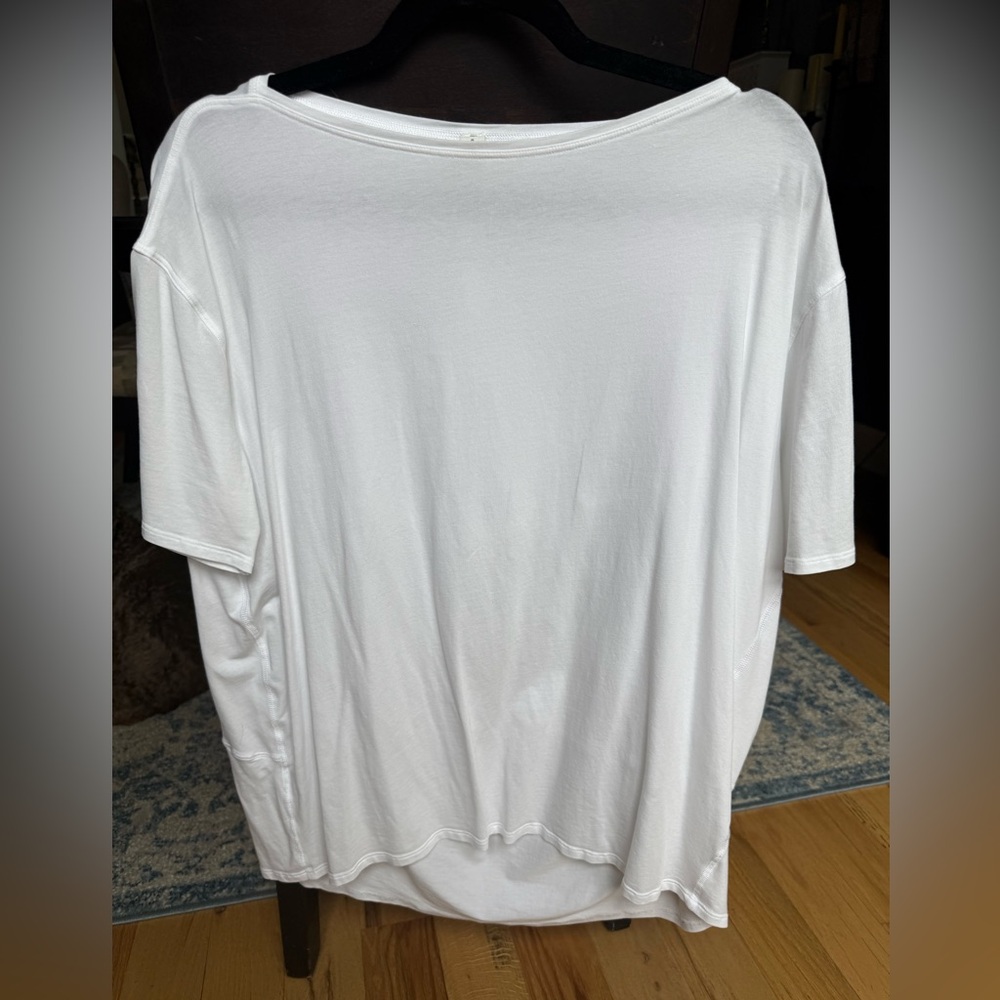 Lululemon Women’s Relaxed fit Top